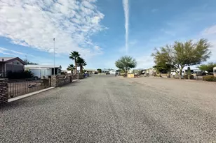 200 N Moon Mountain Ave, Quartzsite, AZ 85346 - Photo 40