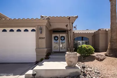 3250 Amigo Dr, Lake Havasu City, AZ 86404 - Photo 2
