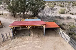 16722 S Lawton Rd, Yucca, AZ 86438 - Photo 8