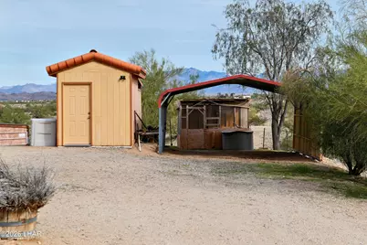 16722 S Lawton Rd, Yucca, AZ 86438 - Photo 26