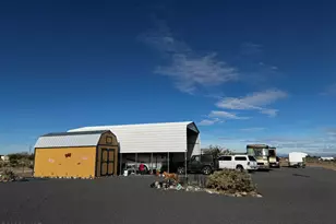 28531 Ron Dee Ct, Bouse, AZ 85325 - Photo 14