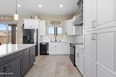 1659 E Susan Dr, Lake Havasu City, AZ 86404 - Photo 8