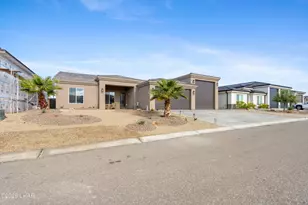 1659 E Susan Dr, Lake Havasu City, AZ 86404 - Photo 32