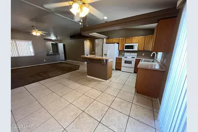 2165 Sandwood Dr #102, Lake Havasu City, AZ 86403 - Photo 4