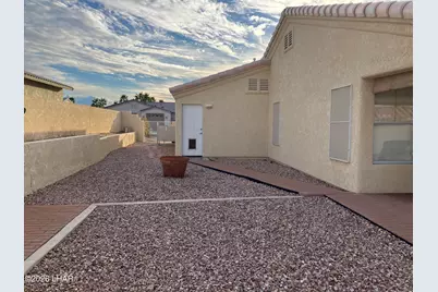 2261 Buckingham Blvd, Lake Havasu City, AZ 86404 - Photo 18