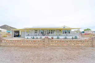 601 W Granada Dr, Quartzsite, AZ 85346 - Photo 2