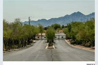 1875 E Tradition Ln, Lake Havasu City, AZ 86404 - Photo 12