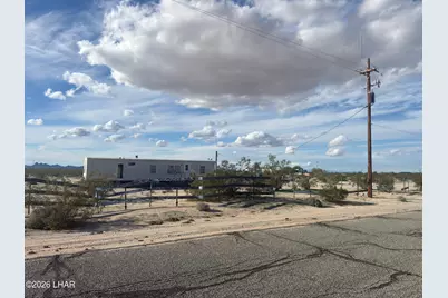 32012 Avenue 41 E, Bouse, AZ 85325 - Photo 8