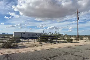 32012 Avenue 41 E, Bouse, AZ 85325 - Photo 8