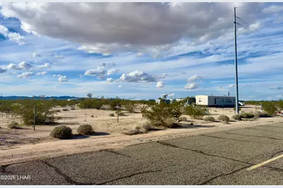 32012 Avenue 41 E, Bouse, AZ 85325 - Photo 4