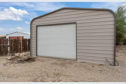 865 W Mountain View Ln, Quartzsite, AZ 85346 - Photo 16