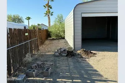 865 W Mountain View Ln, Quartzsite, AZ 85346 - Photo 18