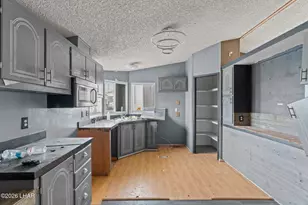 865 W Mountain View Ln, Quartzsite, AZ 85346 - Photo 8