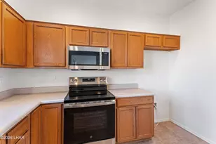 1974 E Folzman Dr, Lake Havasu City, AZ 86404 - Photo 10