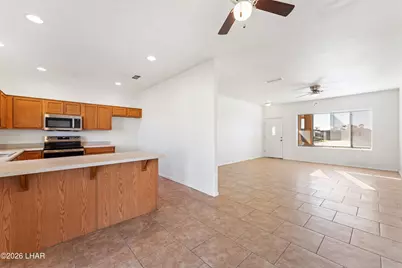 1974 E Folzman Dr, Lake Havasu City, AZ 86404 - Photo 8