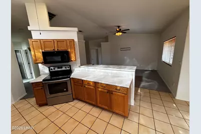 3590 Whitecap Dr, Lake Havasu City, AZ 86406 - Photo 6