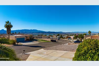 2879 War Eagle Dr, Lake Havasu City, AZ 86406 - Photo 8