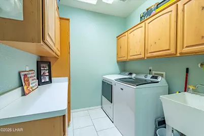 2879 War Eagle Dr, Lake Havasu City, AZ 86406 - Photo 32
