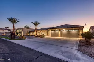 1381 Tamarack Dr, Lake Havasu City, AZ 86404 - Photo 2