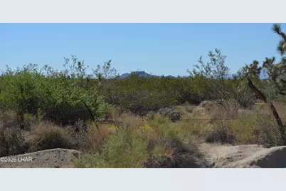 2279 E Margaret Dr, Yucca, AZ 86438 - Photo 48