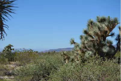 2279 E Margaret Dr, Yucca, AZ 86438 - Photo 34