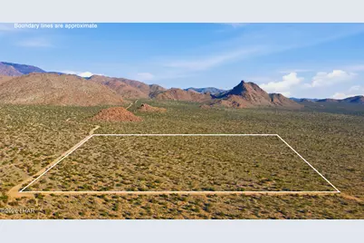 000 E Cactus Wren Dr, Yucca, AZ 86438 - Photo 1
