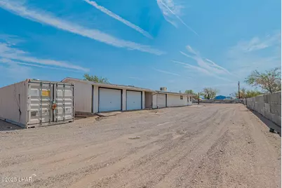 641 W Kuehn St, Quartzsite, AZ 85346 - Photo 8