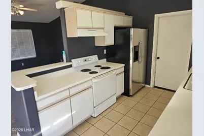 2068 Rainbow Ave N, Lake Havasu City, AZ 86403 - Photo 8