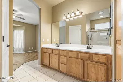 2328 Soaring Eagle Dr, Bullhead City, AZ 86442 - Photo 32