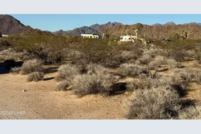 208-26-114 S Red Lake Rd S, Yucca, AZ 86438 - Photo 8