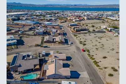 2080 Chaparral Dr, Lake Havasu City, AZ 86403 - Photo 2