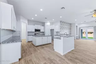 2385 Corwin Rd, Bullhead City, AZ 86442 - Photo 20