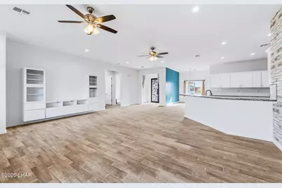 2385 Corwin Rd, Bullhead City, AZ 86442 - Photo 12