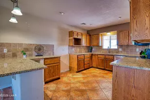 2860 Ranchero Dr, Lake Havasu City, AZ 86406 - Photo 8