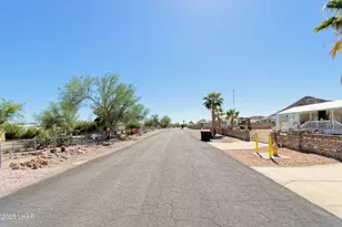 860 S Connor Ln, Quartzsite, AZ 85346 - Photo 26