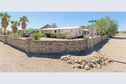 860 S Connor Ln, Quartzsite, AZ 85346 - Photo 2