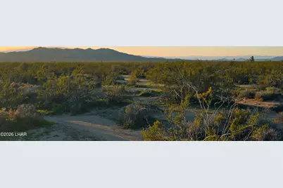 2455 S Lone Ranger Rd, Yucca, AZ 86438 - Photo 16