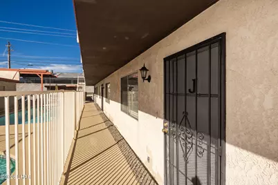 2301 McCulloch Blvd N #J, Lake Havasu City, AZ 86403 - Photo 2
