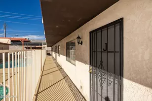 2301 McCulloch Blvd N, Lake Havasu City, AZ 86403 - Photo 2