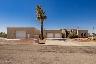 1695 Diamond Dr, Lake Havasu City, AZ 86403 - Photo 1