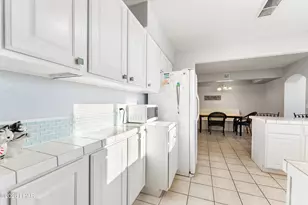 821 Falcon Dr, Lake Havasu City, AZ 86403 - Photo 12