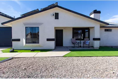 1629 Topaz Dr, Lake Havasu City, AZ 86403 - Photo 2