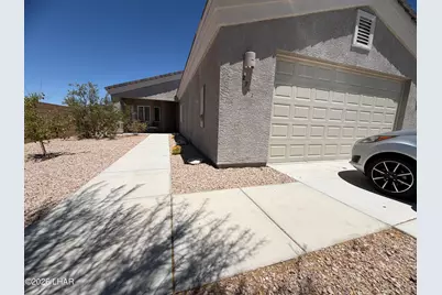 2741 Wilderness Ln, Bullhead City, AZ 86442 - Photo 2