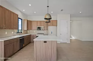 7977 Plaza De La Luna, Lake Havasu City, AZ 86406 - Photo 14