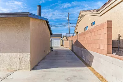 2905 McCulloch Blvd N, Lake Havasu City, AZ 86403 - Photo 6