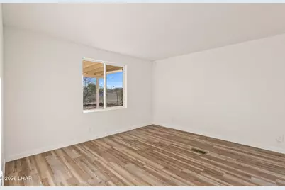 1405 E Pearl Cir, Fort Mohave, AZ 86426 - Photo 12