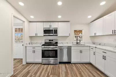 1405 E Pearl Cir, Fort Mohave, AZ 86426 - Photo 8