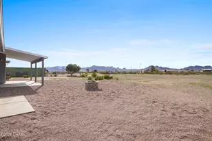 917 S Escuela Rd, Golden Valley, AZ 86413 - Photo 24