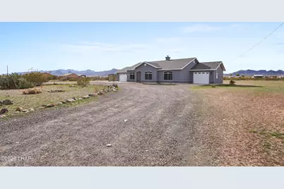 917 S Escuela Rd, Golden Valley, AZ 86413 - Photo 28