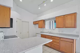 10106 N Concho Dr, Kingman, AZ 86401 - Photo 10